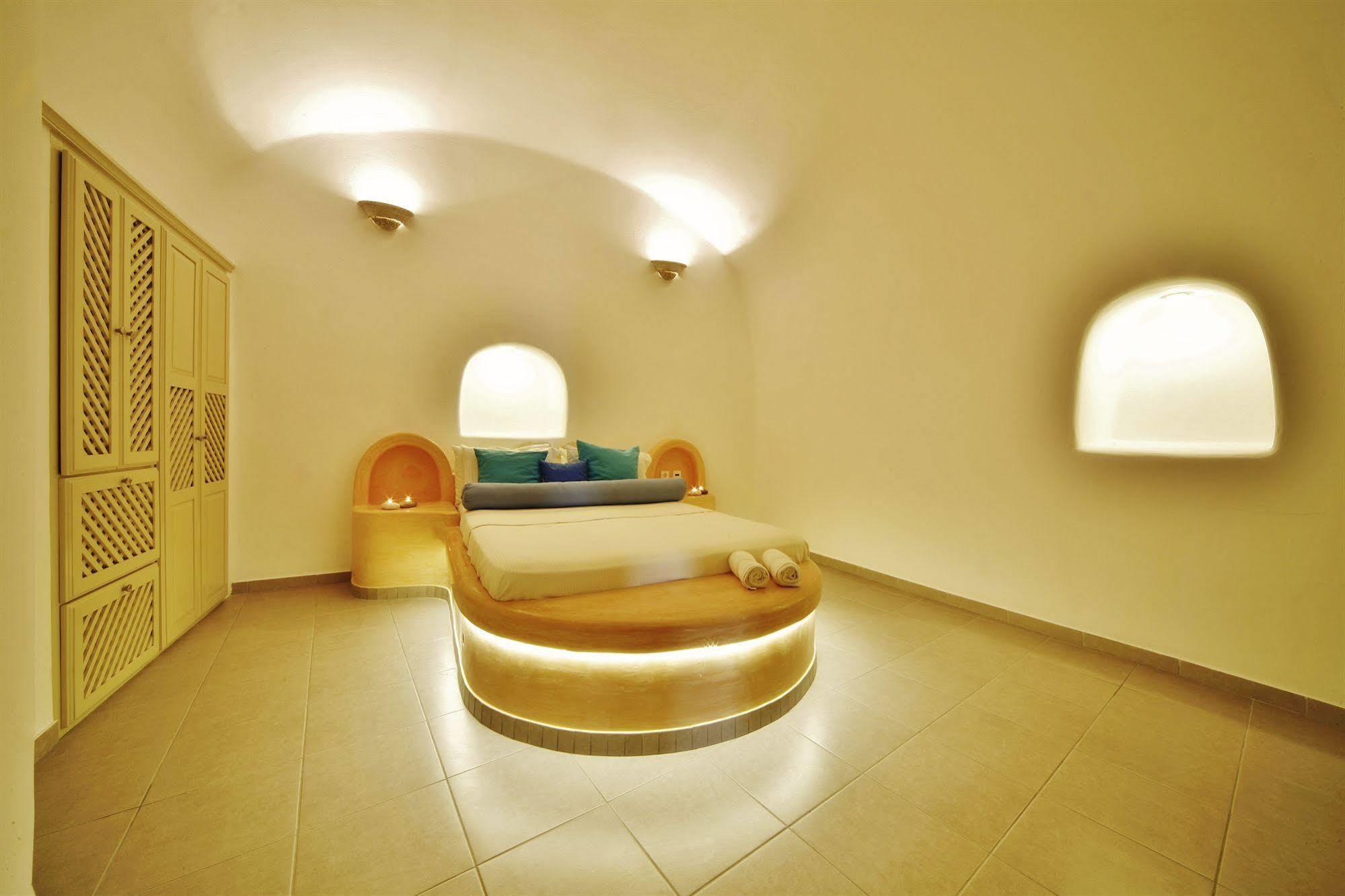 Chroma Suites Oia  Luaran gambar